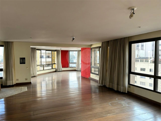Apartamento à venda com 4 suítes em Santana, São Paulo, SP