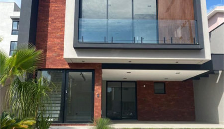 Casa à venda com 4 suítes no condomínio Bella Città, Mogi das Cruzes - SP