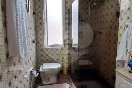 Casa de Vila à venda com 4 quartos, sendo 3 suítes, em Brooklin Velho, São Paulo, SP