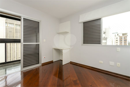 Apartamento à venda com 4 quartos, sendo 3 suítes, em Perdizes, São Paulo, SP