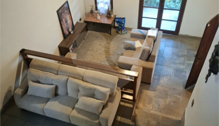 Casa à venda com 3 quartos, sendo 1 suíte,  em Vila Santa Helena, Mogi das Cruzes, SP