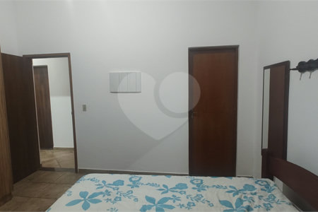Chácara à venda com 3 quartos, sendo 1 suíte,  no Centro, Nazaré Paulista, SP