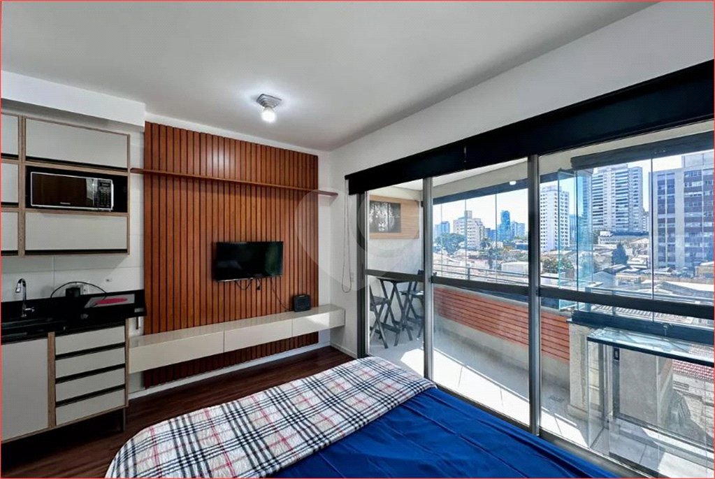 Apartamento para alugar com 1 quarto em Jardim das Acácias, São Paulo, SP