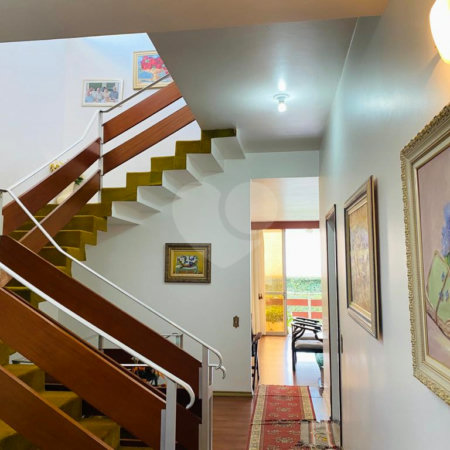 Casa à venda com 4 quartos, sendo 2 suítes, em Interlagos, São Paulo, SP