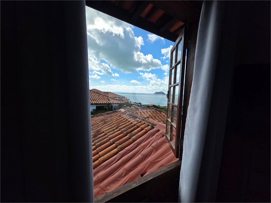 Casa em condomínio à venda com 2 quartos, sendo 1 suíte, em Praia Rasa, Armação dos Búzios, RJ