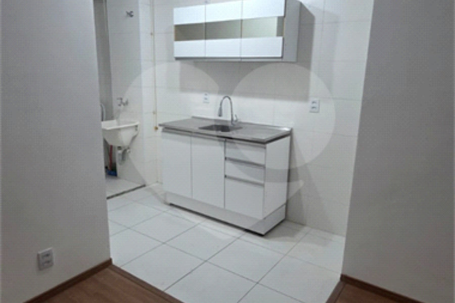 Apartamento à venda com 2 quartos em Vila Zat, São Paulo, SP