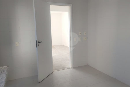Apartamento à venda com 3 suítes em Jardim Zaira, Guarulhos, SP