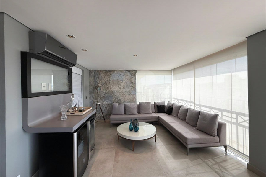 Apartamento à venda com 3 suítes em Santana, São Paulo, SP