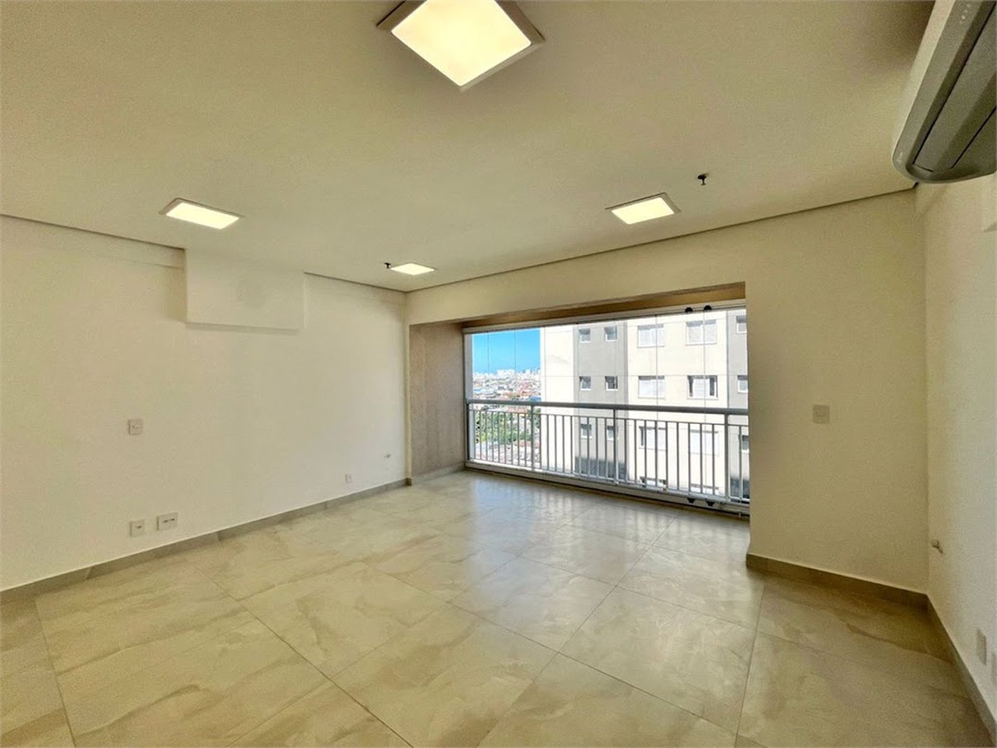 Sala, 42 m² - venda por R$ 300.000,00 ou aluguel por R$ 3.000,02 - Vila Matias - Santos/SP