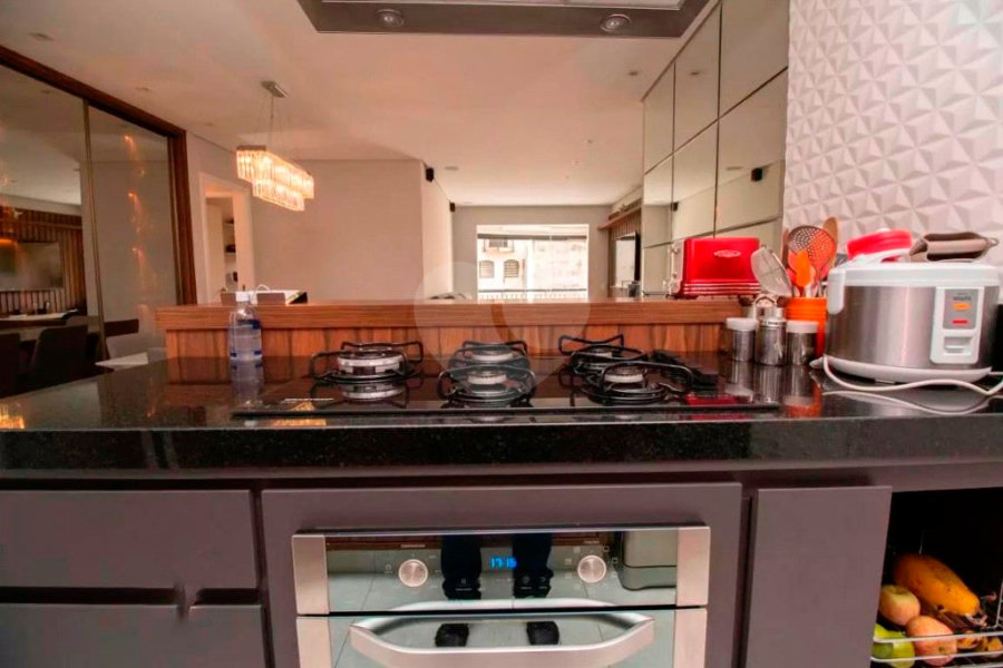 Apartamento à venda com 3 quartos, sendo 1 suíte, em Tatuapé, São Paulo, SP