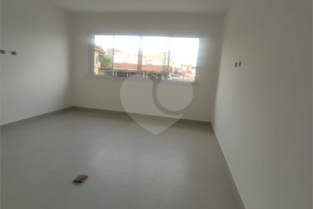 Sobrado à venda com 3 quartos, sendo 1 suíte, em Parada Inglesa, São Paulo, SP