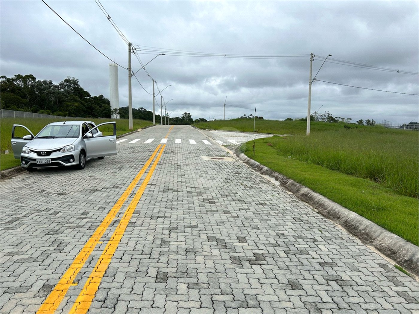 Terreno à venda no condomínio Real Park 2, Mogi das Cruzes - SP