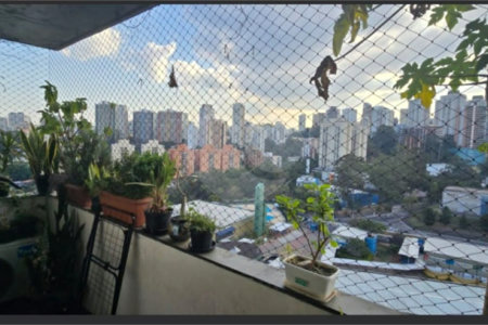 Apartamento à venda com 3 quartos, sendo 1 suíte,  em Paraíso do Morumbi, São Paulo, SP