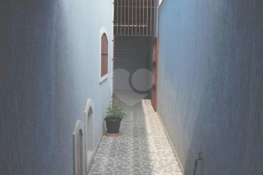 Sobrado à venda com 3 quartos, sendo 1 suíte, em Tremembé, São Paulo, SP