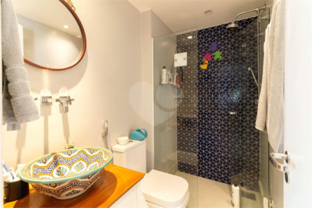 Apartamento à venda com 2 quartos, sendo 1 suíte,  em Vila Sônia, São Paulo, SP