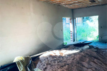 Imóvel em construção bem localizado