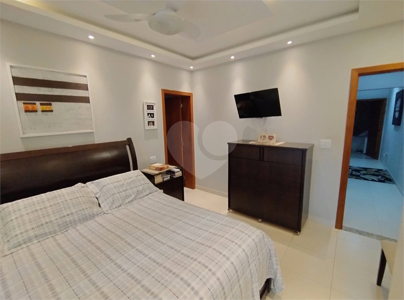 Casa à venda com 3 quartos, sendo 1 suíte,  em Santana, São Paulo, SP