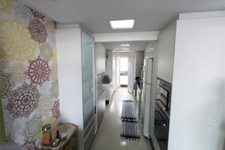 Apartamento à venda com 3 suítes em Santa Teresinha, São Paulo, SP