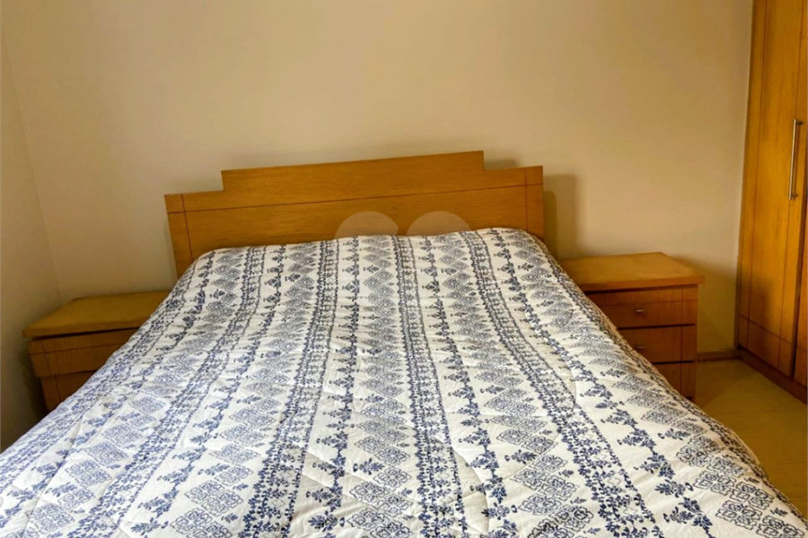 Apartamento à venda com 3 quartos, sendo 1 suíte, em Jardim Leonor Mendes de Barros, São Paulo, SP