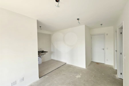 Apartamento à venda com 3 quartos, sendo 1 suíte, em Alto da Boa Vista, São Paulo, SP