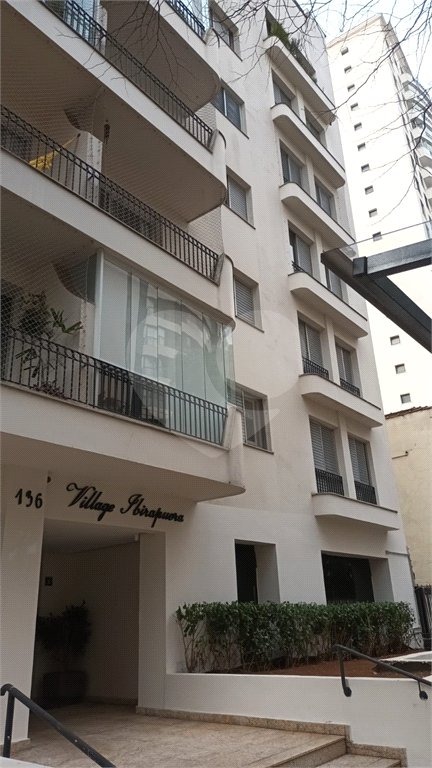 Apartamento à venda com 3 quartos, sendo 1 suíte, em Vila Mariana, São Paulo, SP