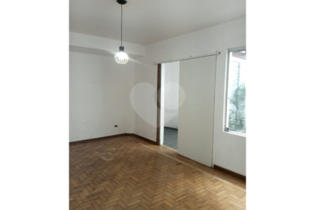 Sobrado à venda com 5 quartos em Perdizes, São Paulo, SP