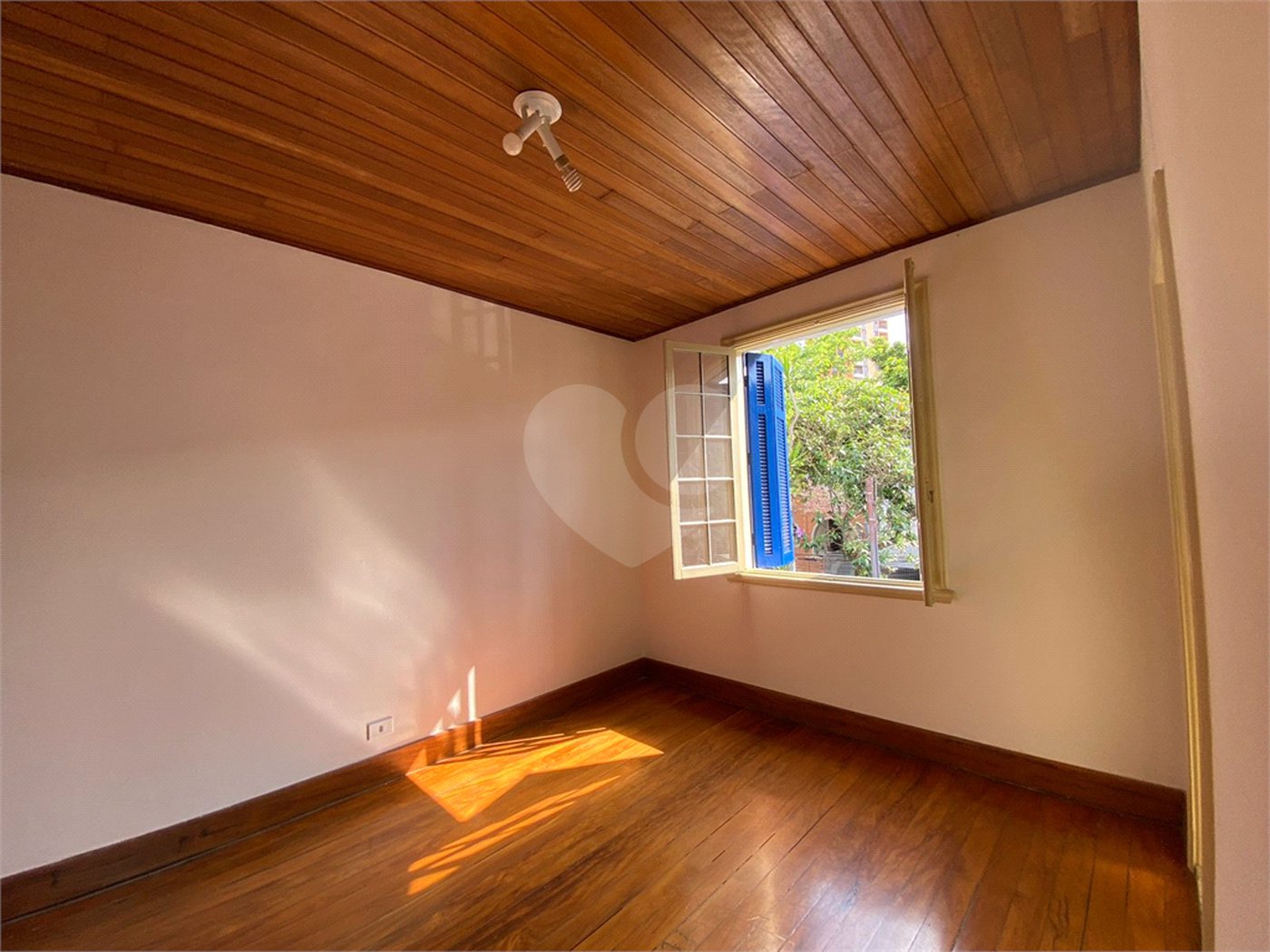Casa à venda com 2 quartos, sendo 1 suíte, em Aclimação, São Paulo, SP