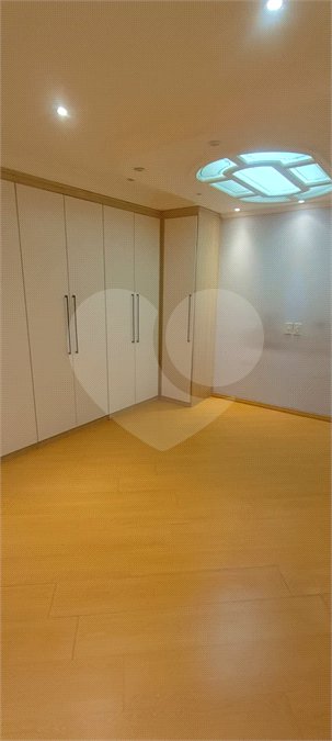 Casa para alugar com 4 quartos, sendo 2 suítes, em Jardim Las Vegas, Santo André, SP