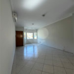 Casa à venda com 3 quartos, sendo 1 suíte, no condomínio Bela Vita, Atibaia - SP