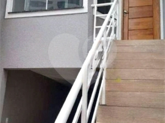 Sobrado à venda com 3 quartos, sendo 1 suíte,  em Parada Inglesa, São Paulo, SP