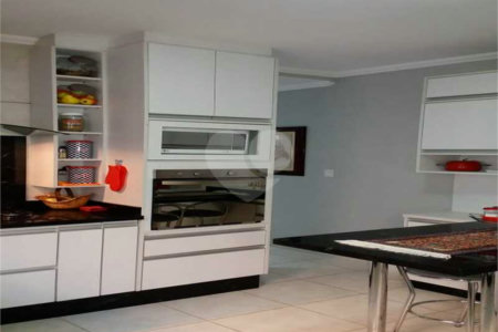 Sobrado à venda com 2 quartos, sendo 1 suíte,  em Jardim Regente, Indaiatuba, SP