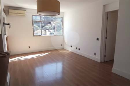Apartamento à venda com 3 quartos, sendo 1 suíte, em Botafogo, Rio de Janeiro, RJ