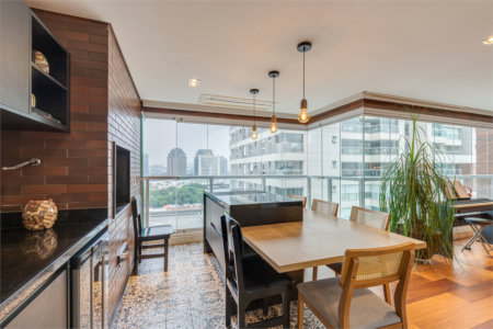 Apartamento à venda com 3 suítes em Chácara Santo Antônio, São Paulo, SP