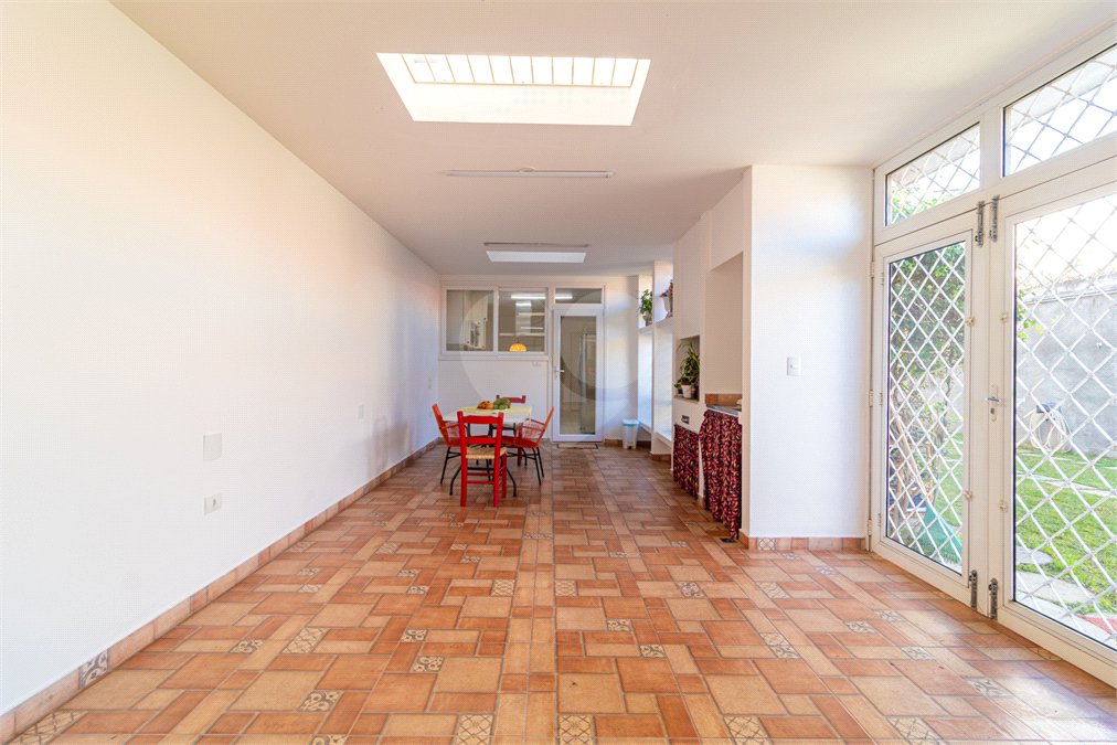 Casa à venda com 3 quartos, sendo 1 suíte, em Alto da Boa Vista, São Paulo, SP