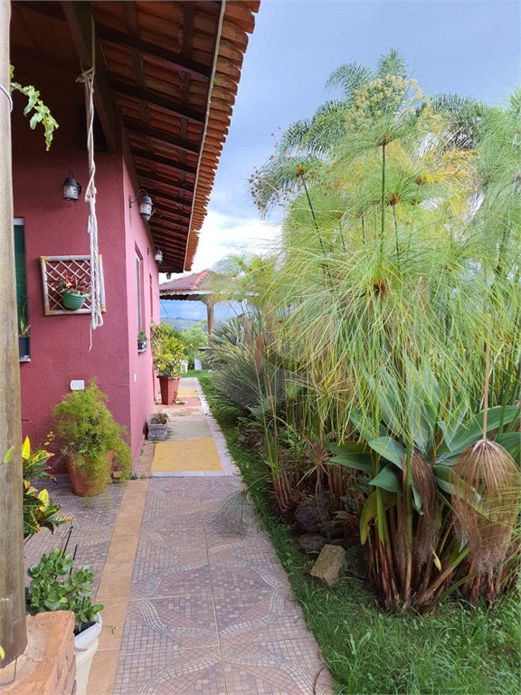 Chácara à venda com 3 quartos, sendo 2 suítes,  em Estância San Remo, Atibaia, SP