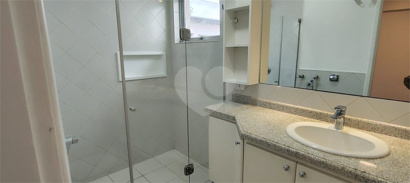 Casa de Vila à venda com 3 quartos, sendo 2 suítes, em Santo Amaro, São Paulo, SP