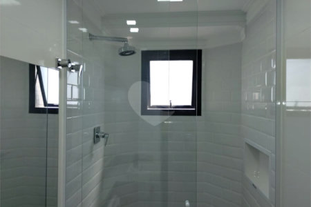 Apartamento à venda com 5 quartos, sendo 2 suítes, em Aclimação, São Paulo, SP