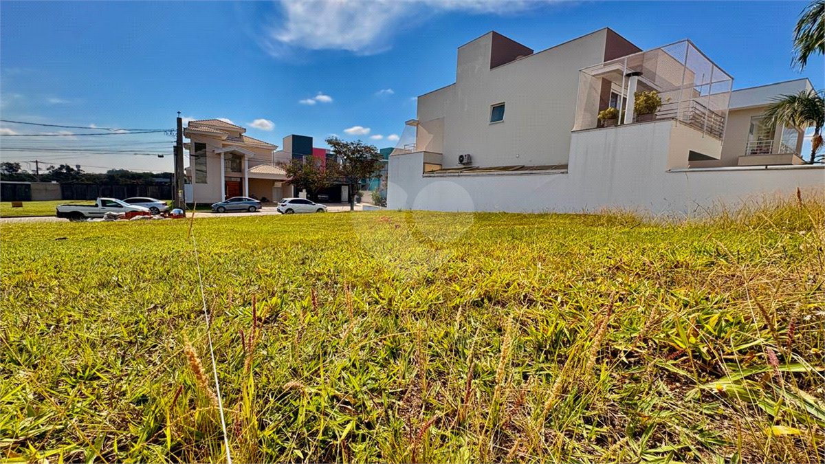 Terreno à venda no condomínio Colinas do Sol, Sorocaba - SP