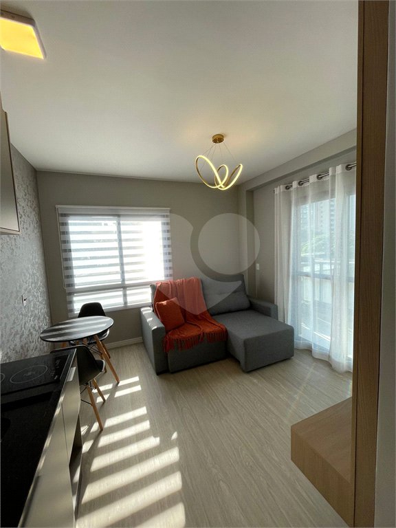 Apartamento à venda ou para alugar com 1 quarto em Indianópolis, São Paulo, SP