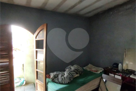 Casa à venda com 4 quartos em Chora Menino, São Paulo, SP
