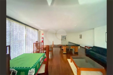 Apartamento à venda com 3 quartos, sendo 1 suíte,  em Jardim Marajoara, São Paulo, SP
