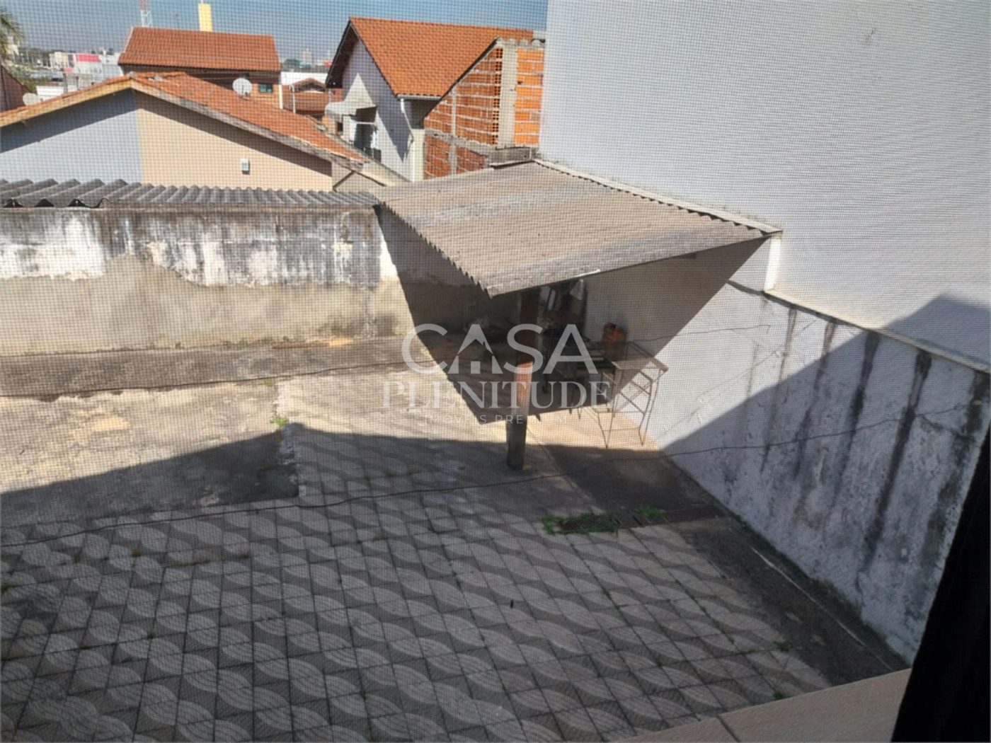 Casa à venda com 3 quartos, sendo 1 suíte, em Jardim Leocádia, Sorocaba, SP