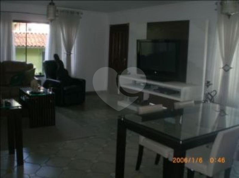 Sobrado à venda com 3 suítes em Vila Nova Cachoeirinha, São Paulo, SP