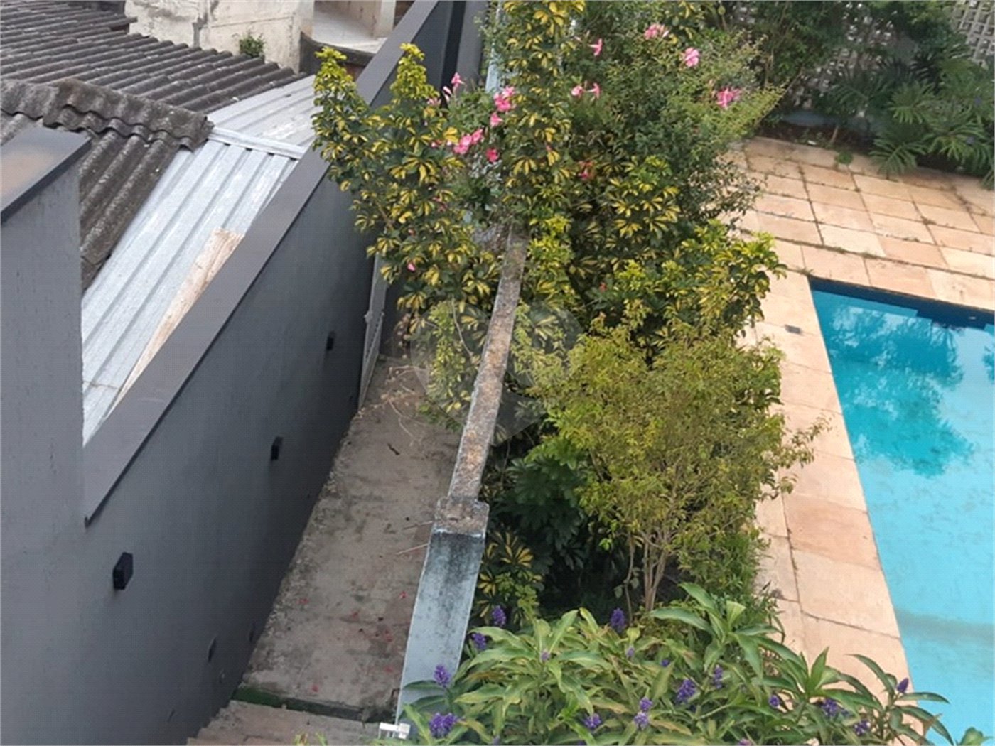 Casa à venda com 4 quartos, sendo 1 suíte, em Horto, São Paulo, SP