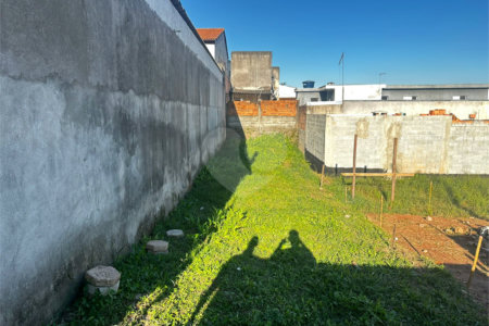Terreno à venda em Jardim Tamandaré, Poá, SP