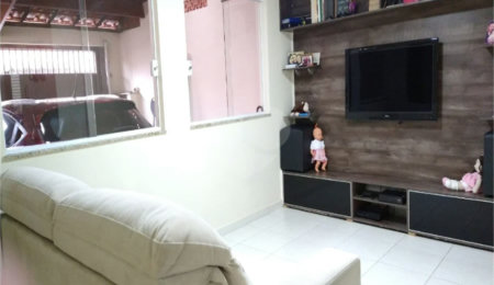 Casa à venda com 3 quartos, sendo 1 suíte, em Mooca, São Paulo, SP