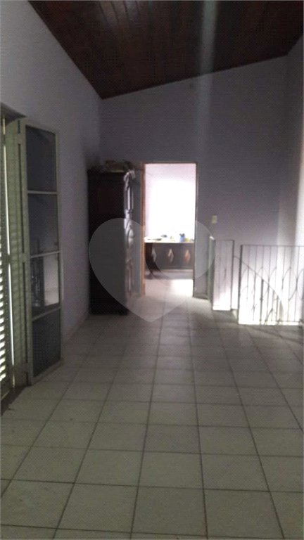 Casa à venda com 4 quartos, sendo 1 suíte, em Vila Santa Terezinha, Várzea Paulista, SP