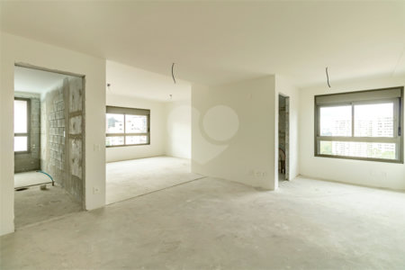 Apartamento à venda com 4 suítes em Alto de Pinheiros, São Paulo, SP