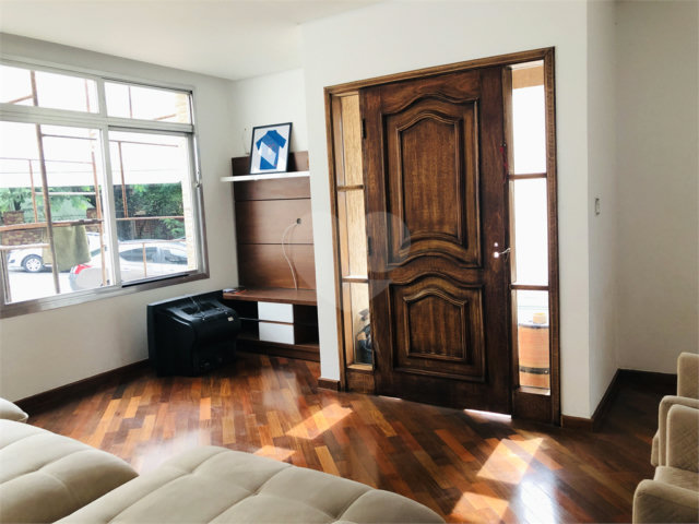 Sobrado à venda com 3 quartos, sendo 1 suíte,  em Santana, São Paulo, SP