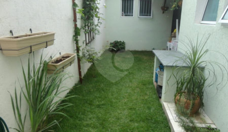 Sobrado à venda com 2 quartos em Chácara Monte Alegre, São Paulo, SP